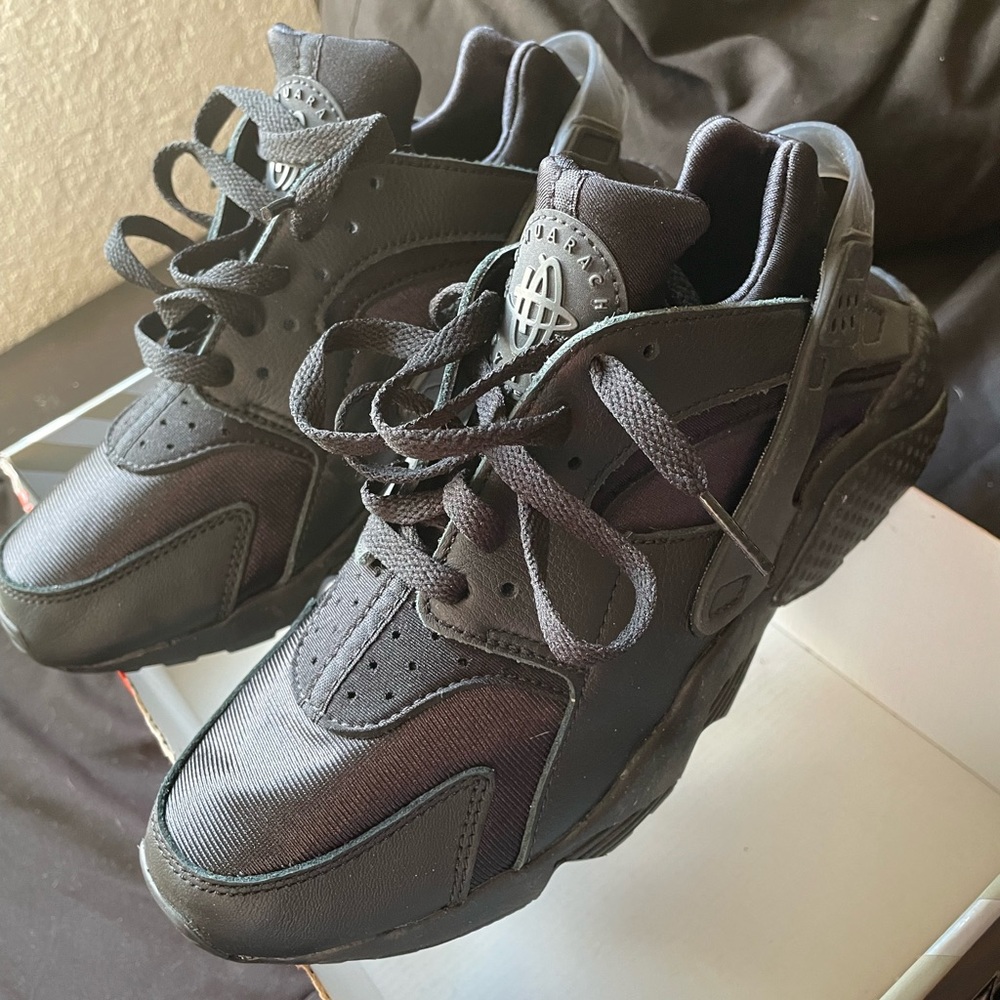 Nike WMN's Air Huarache